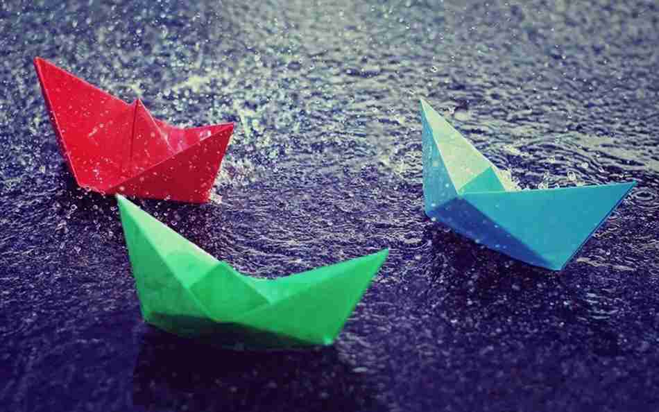 colorful paper boat floating in rain rainwater wallpaper