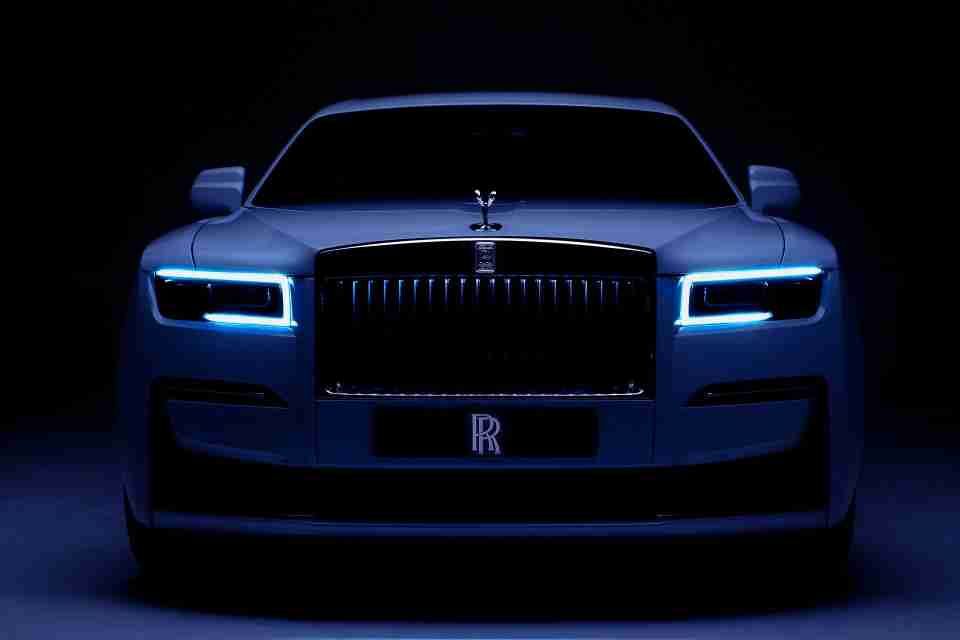 rolls royce phantom blue light front look hd wallpaper