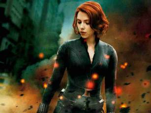 Scarlett johansson in avengers movie scene free wallpaper