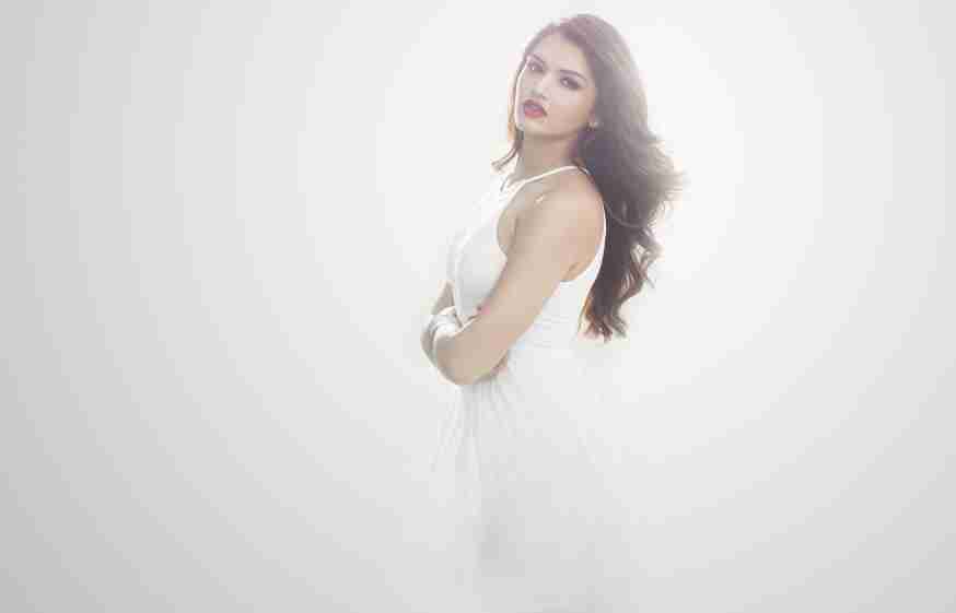 Tara alisha berry beautiful actress in white dress