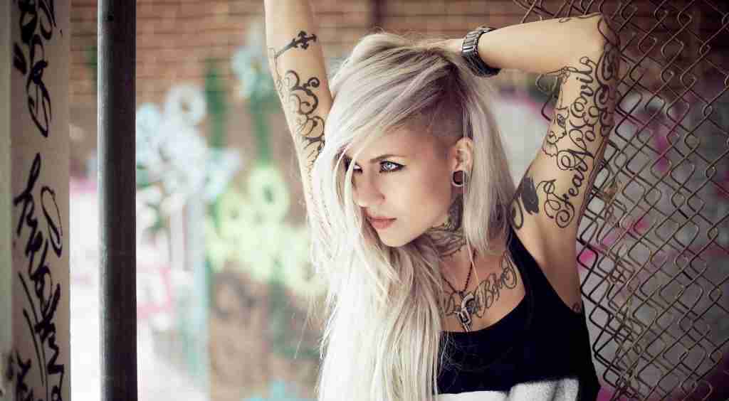 Tattoo girl model photography